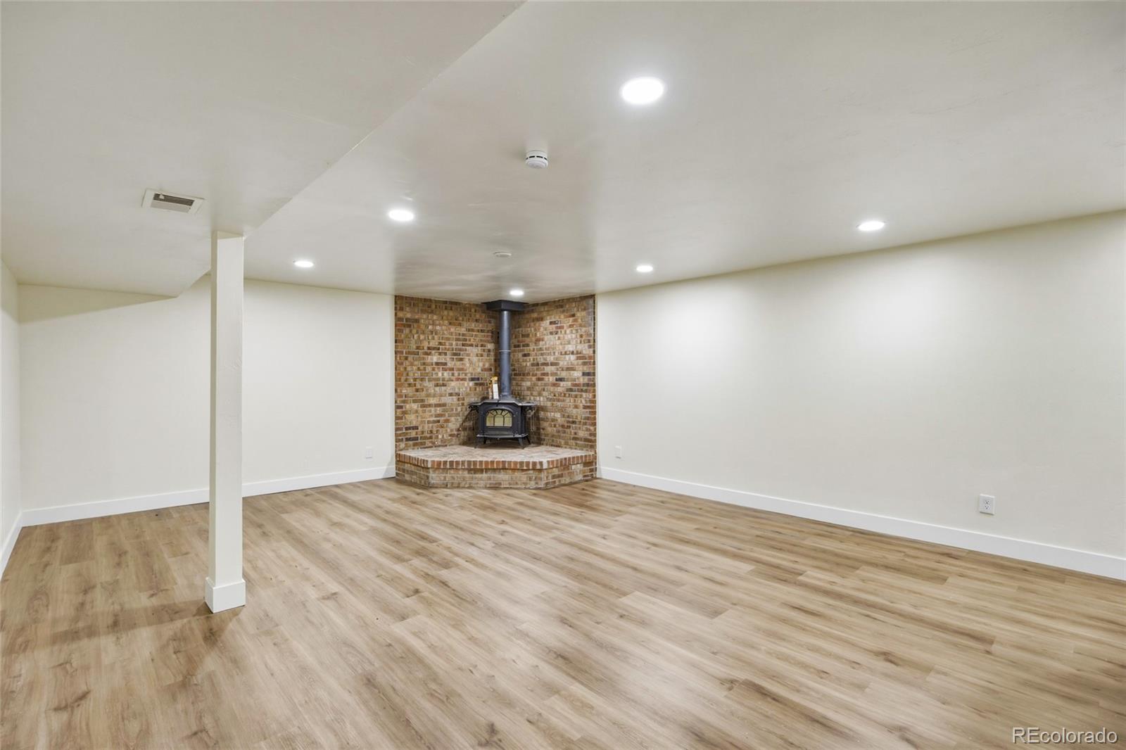 MLS Image #11 for 7923  logan street,denver, Colorado