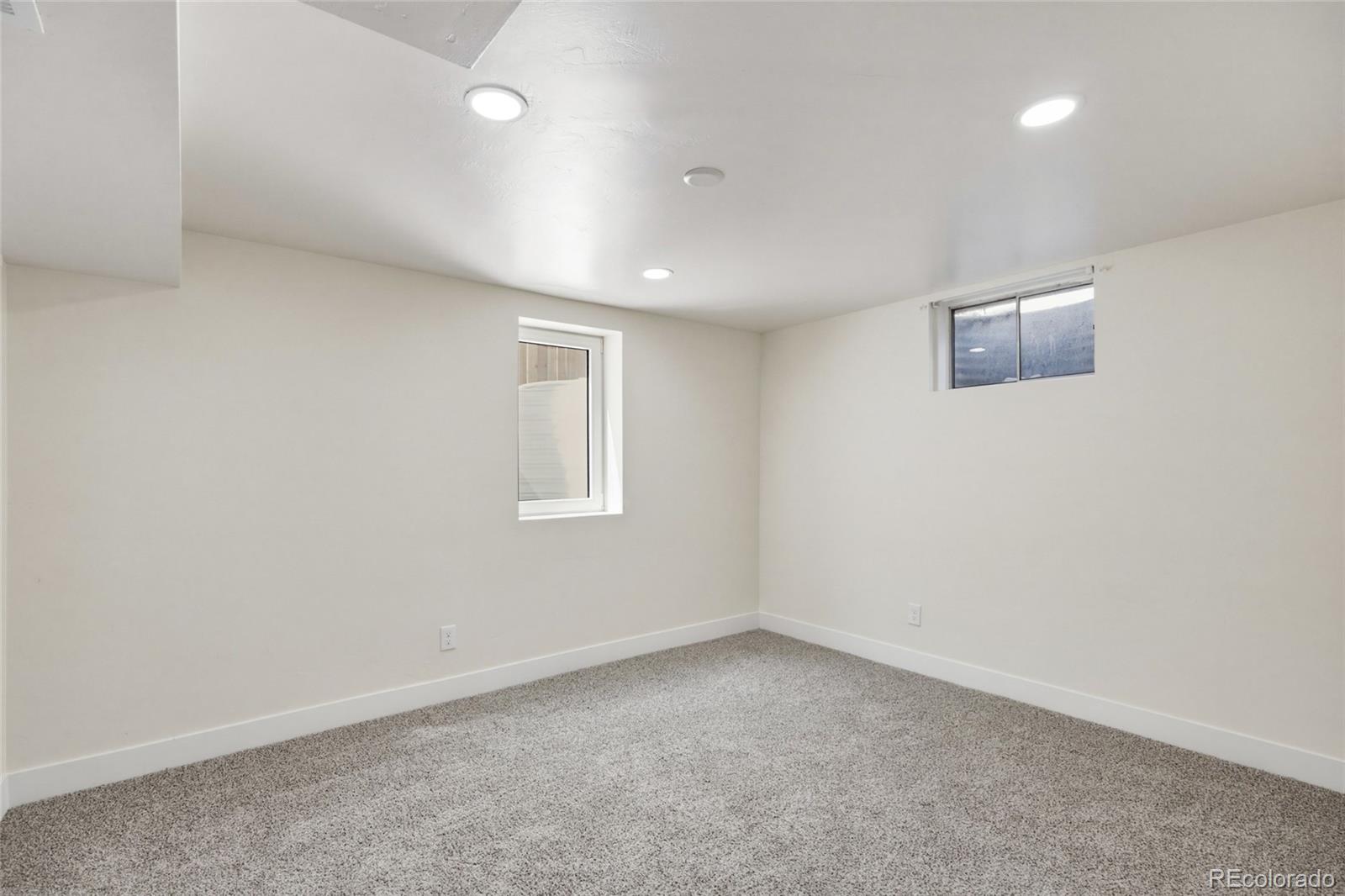MLS Image #16 for 7923  logan street,denver, Colorado