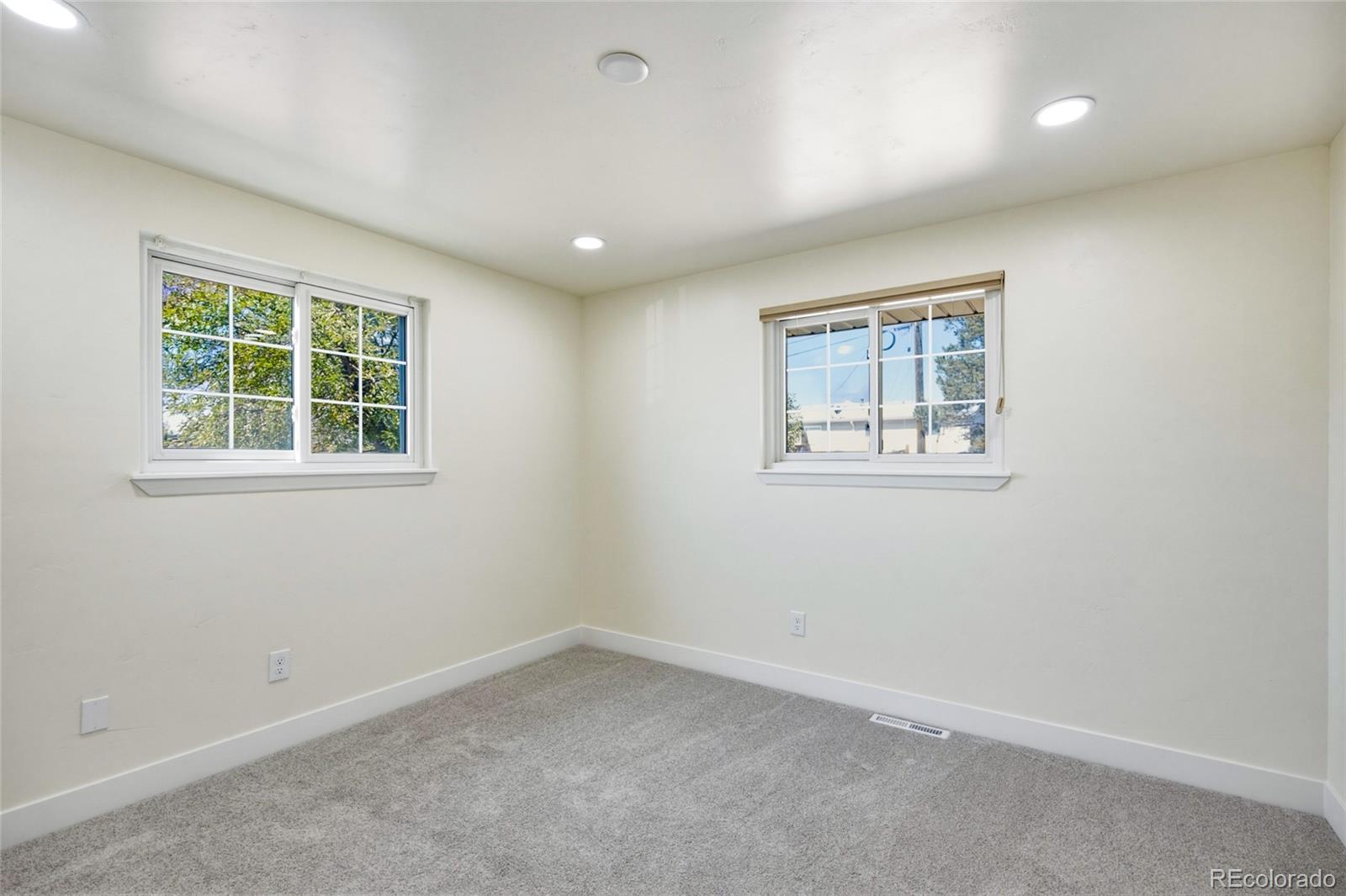 MLS Image #8 for 7923  logan street,denver, Colorado
