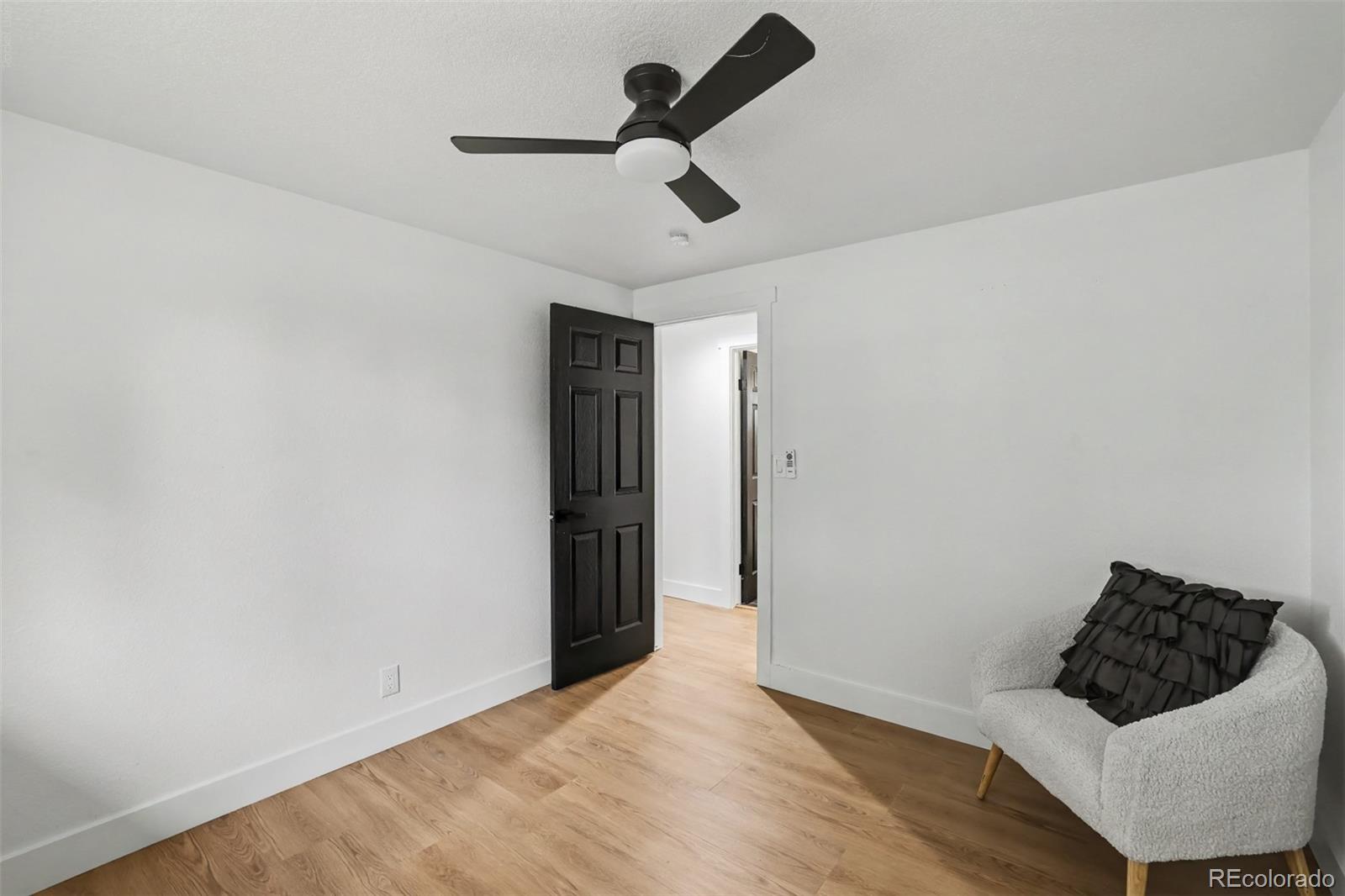 MLS Image #13 for 1414  linden street,longmont, Colorado
