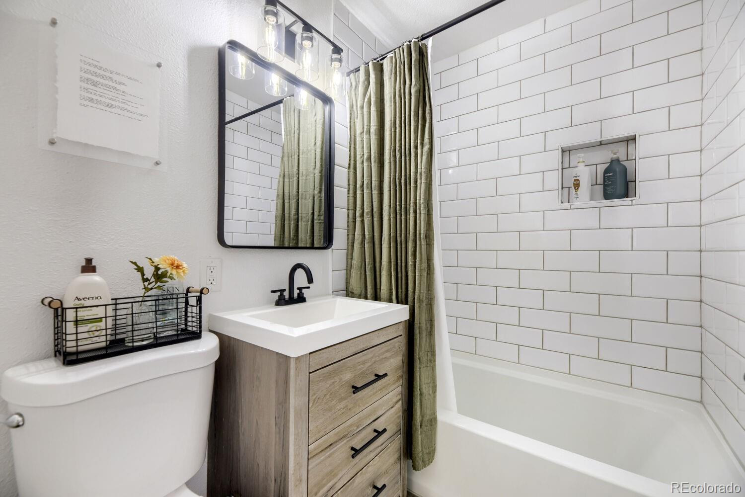 MLS Image #16 for 3325 w arlington avenue,littleton, Colorado
