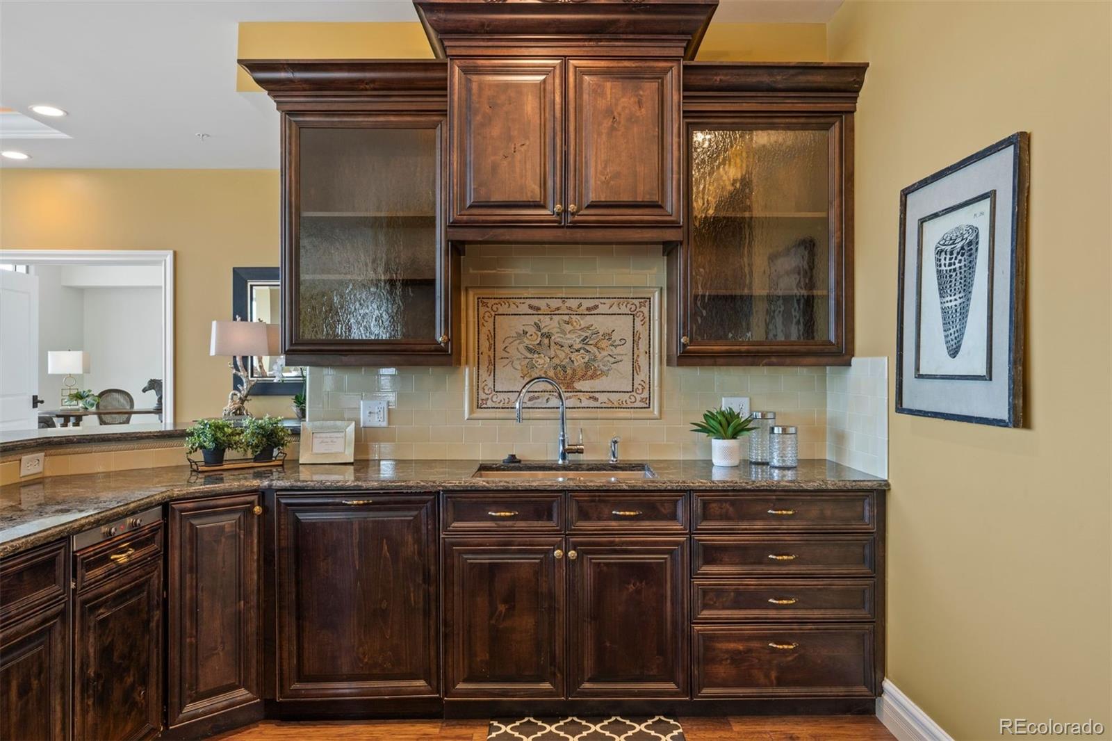 MLS Image #15 for 2001  lincoln street 2820,denver, Colorado