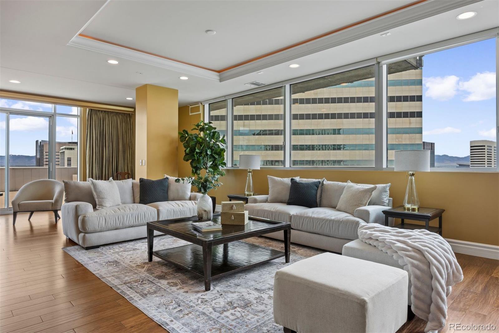 MLS Image #8 for 2001  lincoln street 2820,denver, Colorado