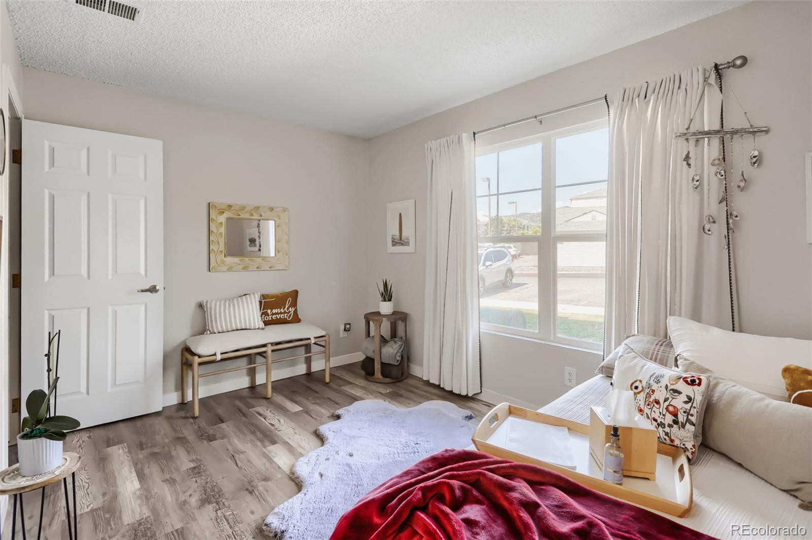 MLS Image #22 for 12093 w cross drive,littleton, Colorado