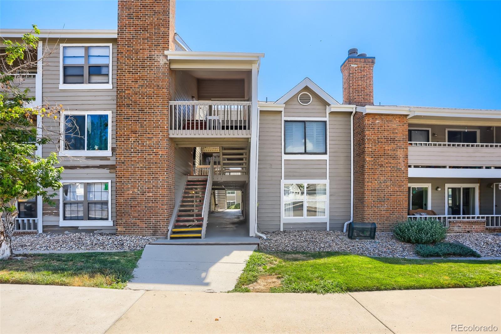 MLS Image #25 for 12093 w cross drive,littleton, Colorado