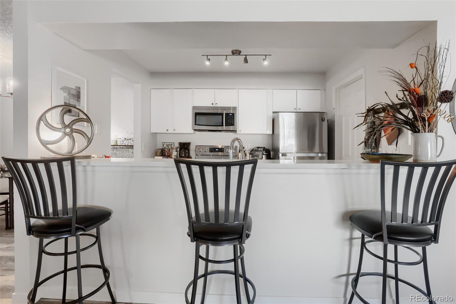 MLS Image #7 for 12093 w cross drive,littleton, Colorado