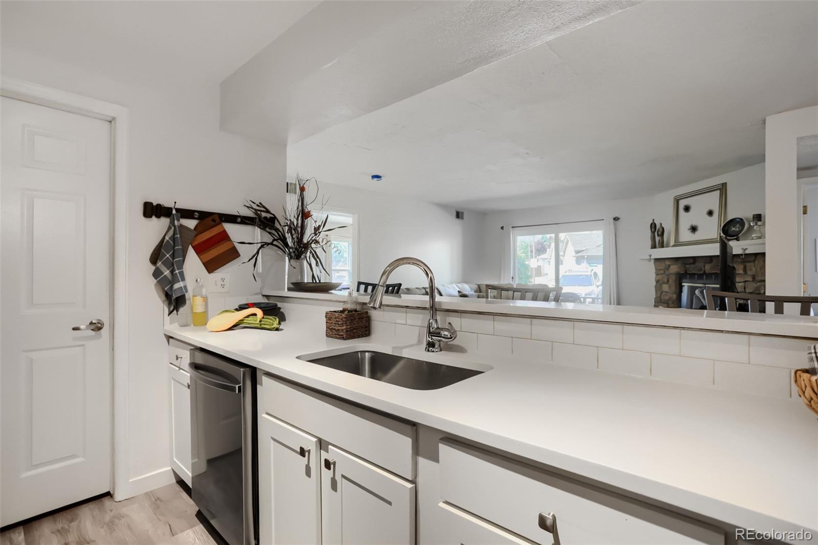 MLS Image #8 for 12093 w cross drive,littleton, Colorado