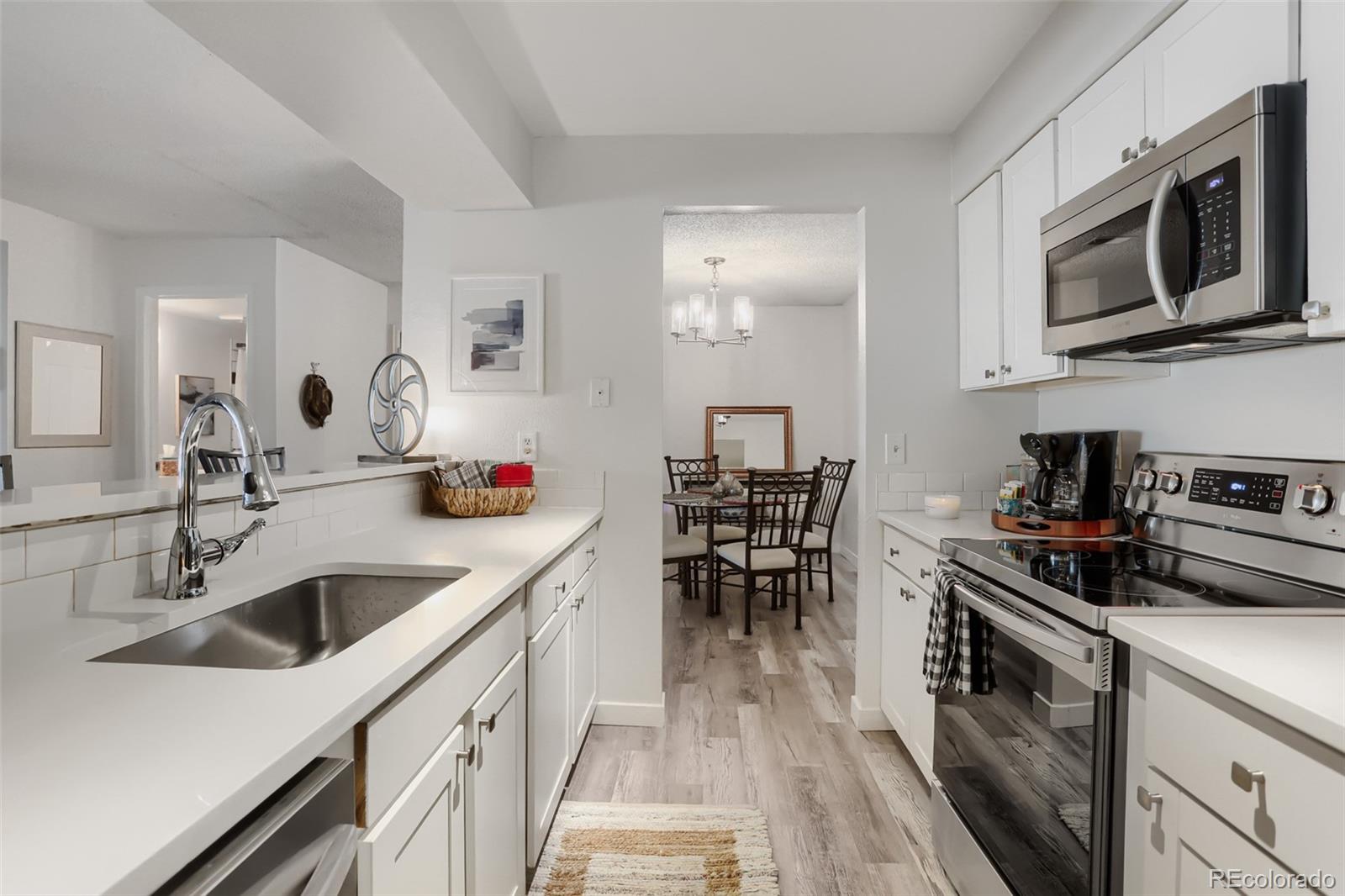 MLS Image #9 for 12093 w cross drive,littleton, Colorado