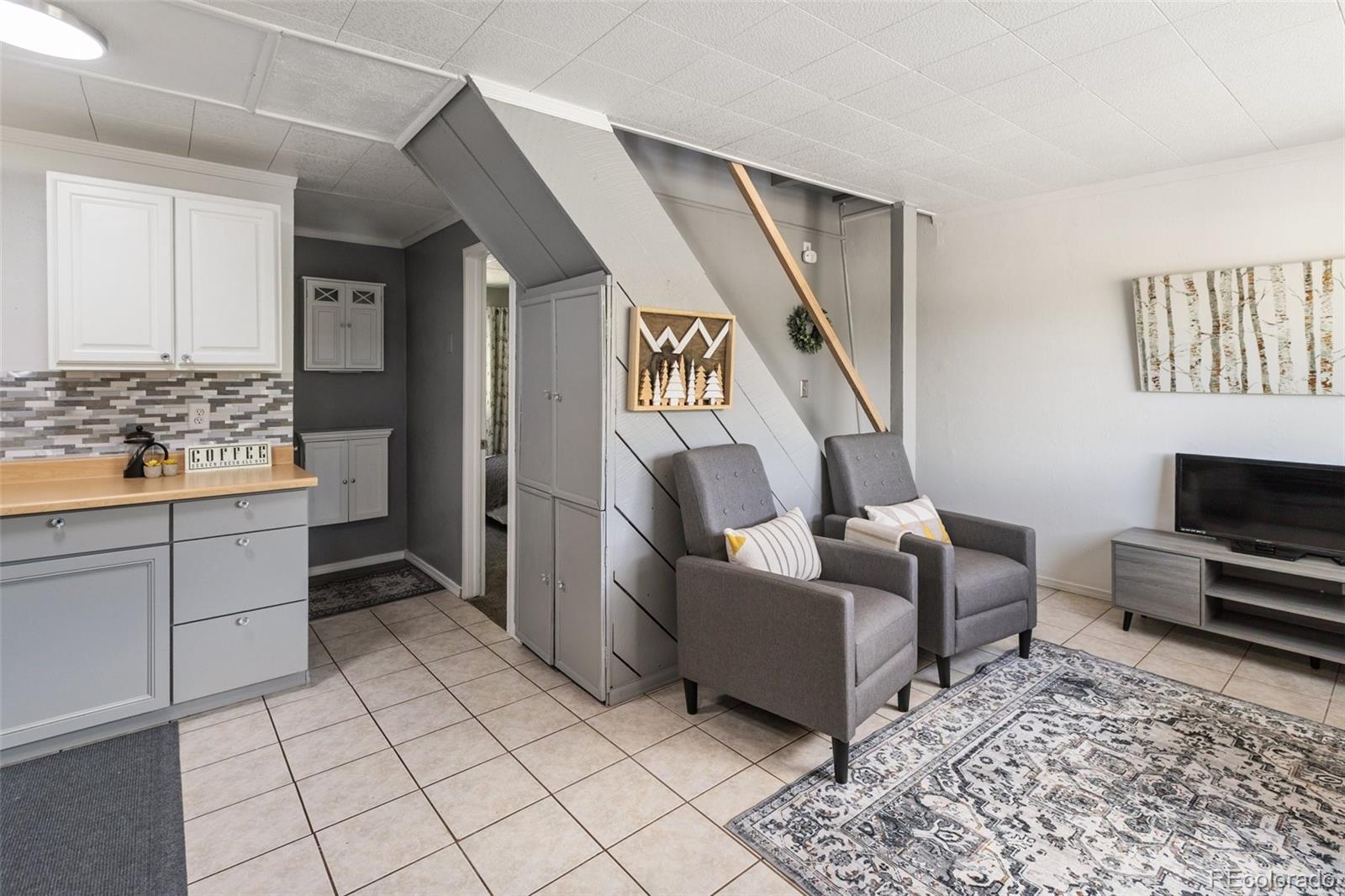 MLS Image #12 for 301  circle drive,florissant, Colorado