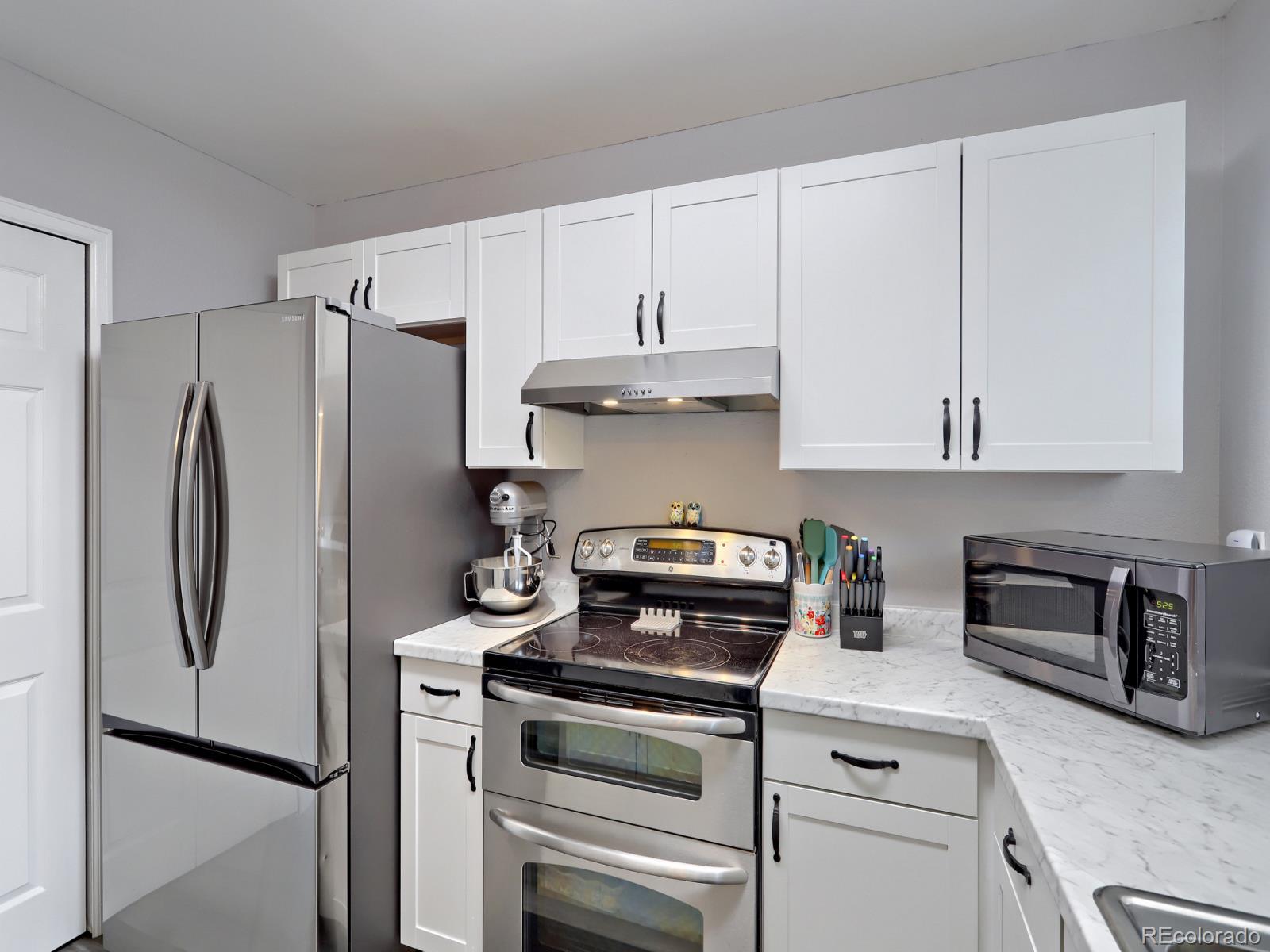 MLS Image #6 for 5431 s delaware street ,littleton, Colorado