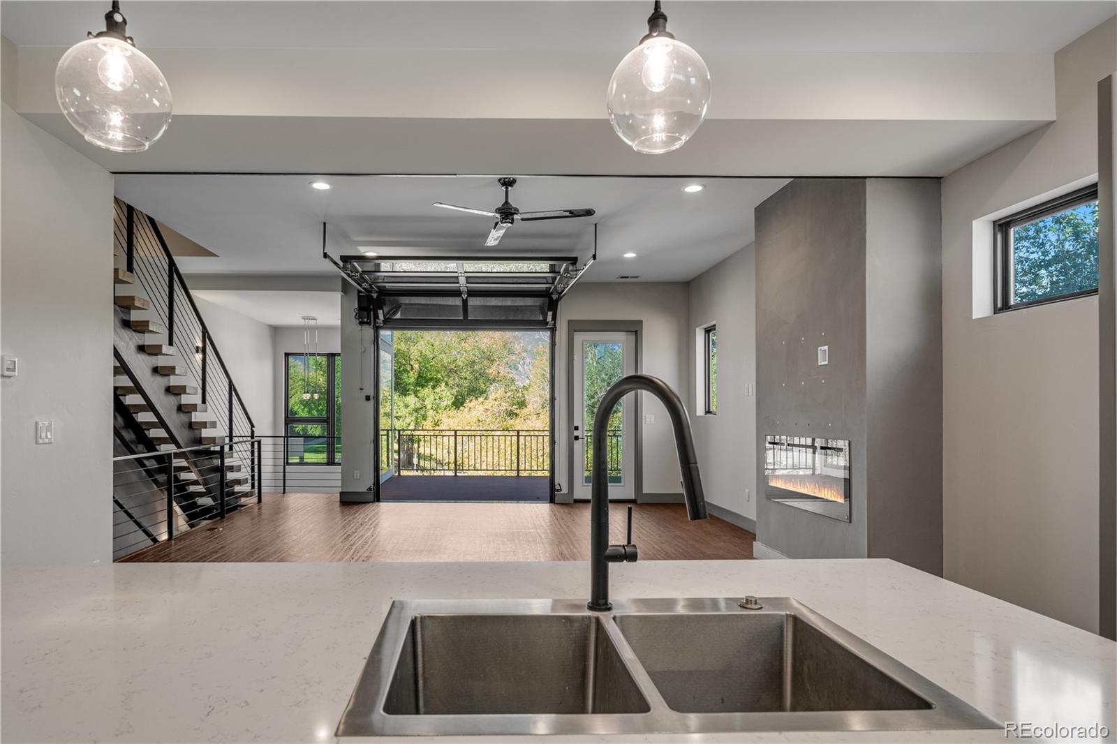 MLS Image #10 for 2260  glenn street,colorado springs, Colorado