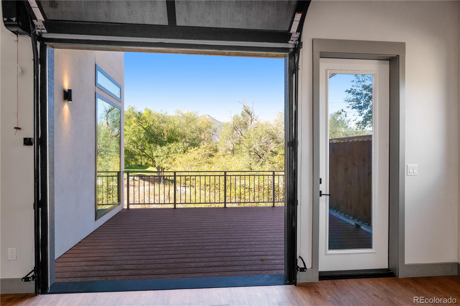 MLS Image #5 for 2260  glenn street,colorado springs, Colorado