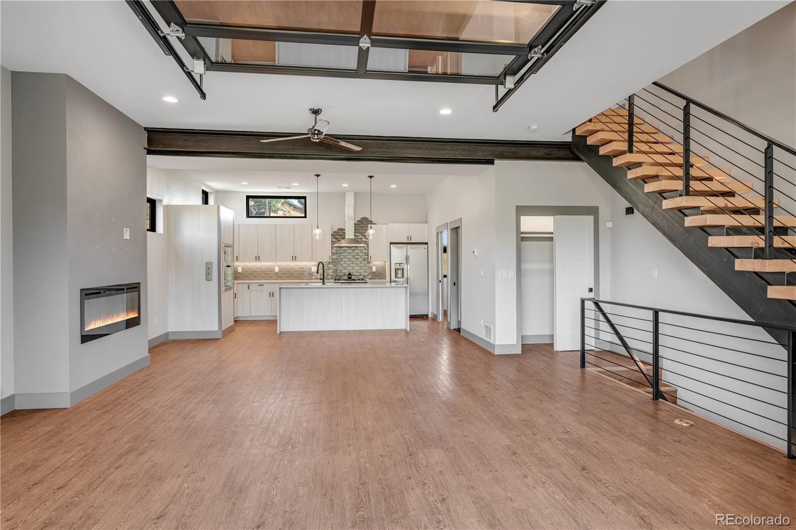 MLS Image #6 for 2260  glenn street,colorado springs, Colorado