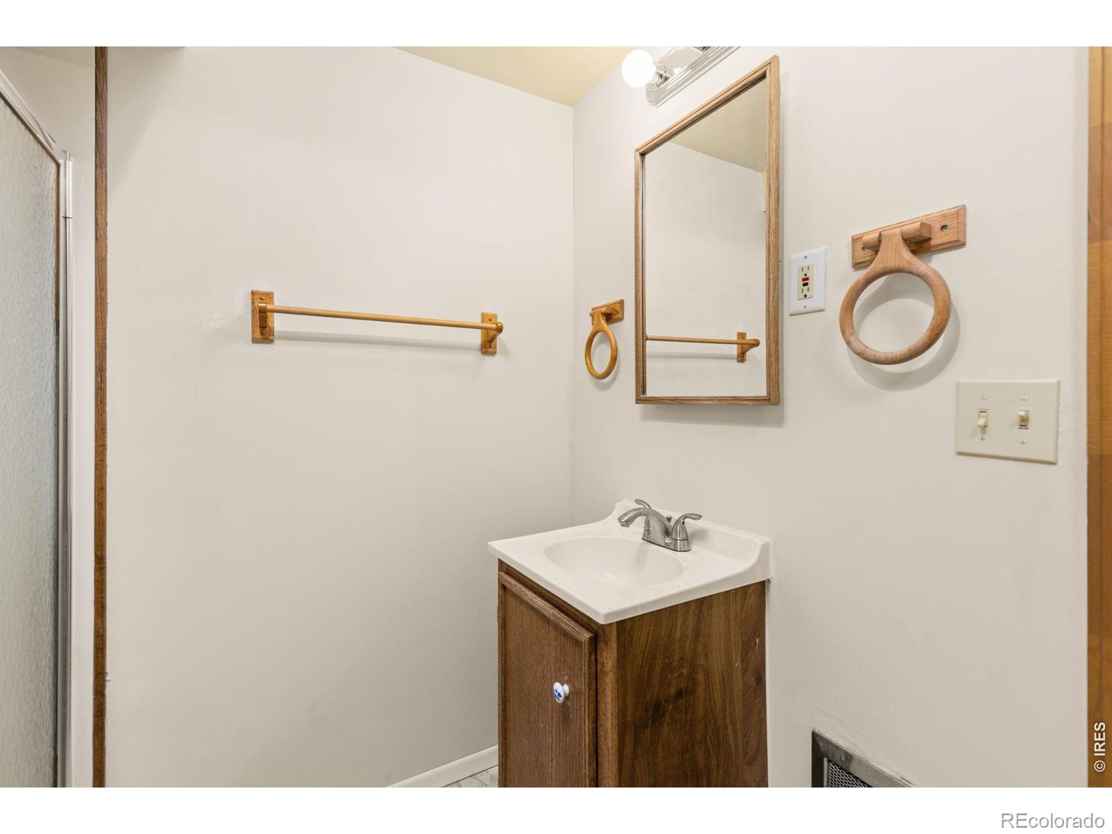 MLS Image #36 for 1907 s custer avenue,loveland, Colorado