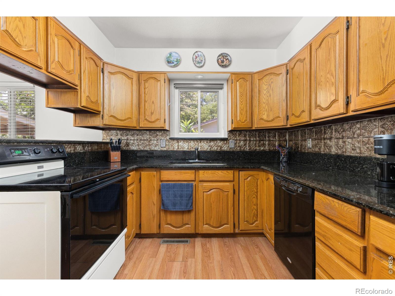 MLS Image #6 for 1907 s custer avenue,loveland, Colorado