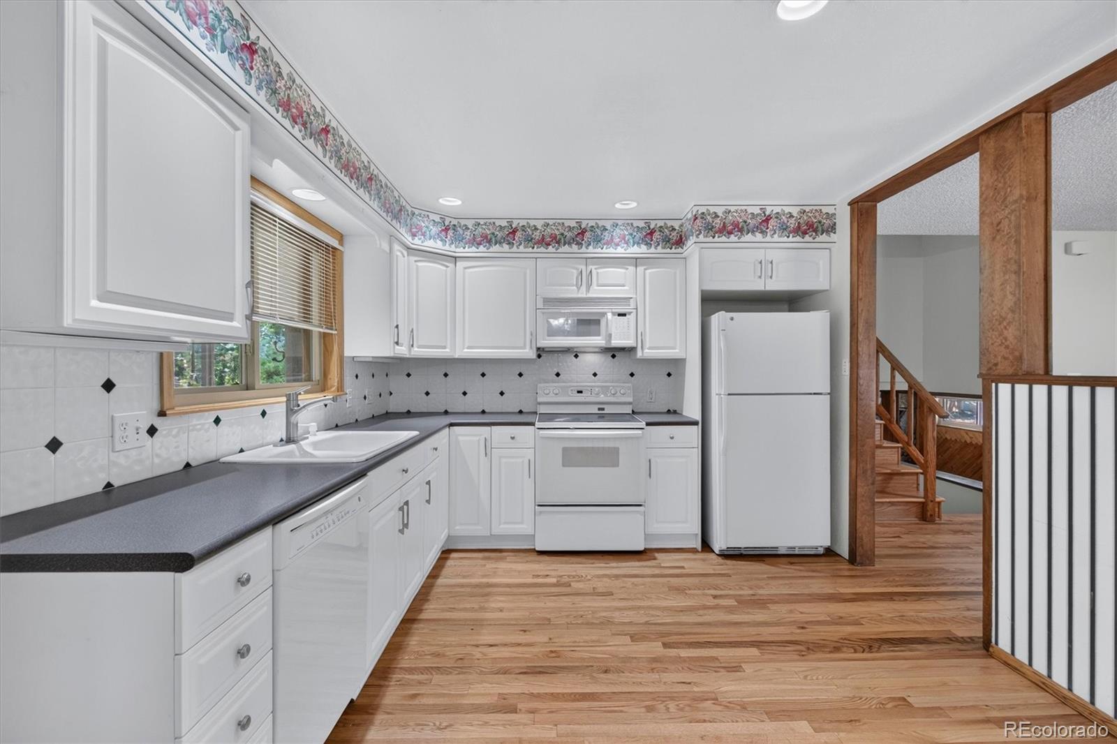 MLS Image #17 for 10451  livingston ,denver, Colorado