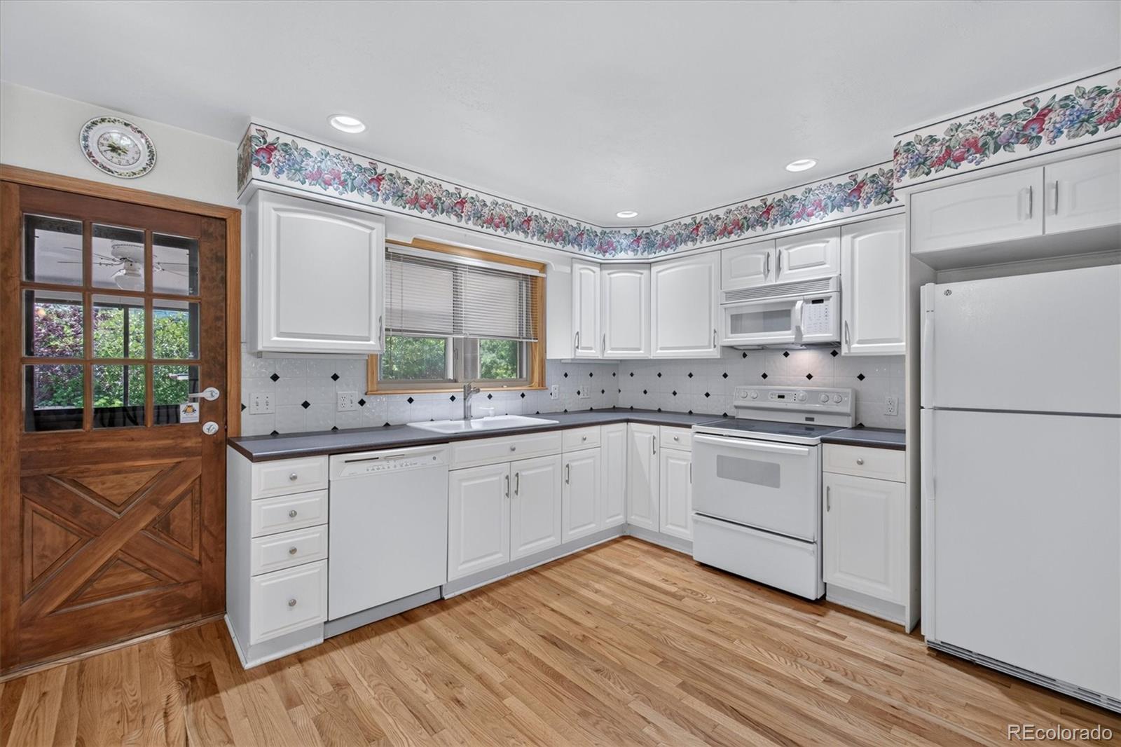MLS Image #18 for 10451  livingston ,denver, Colorado