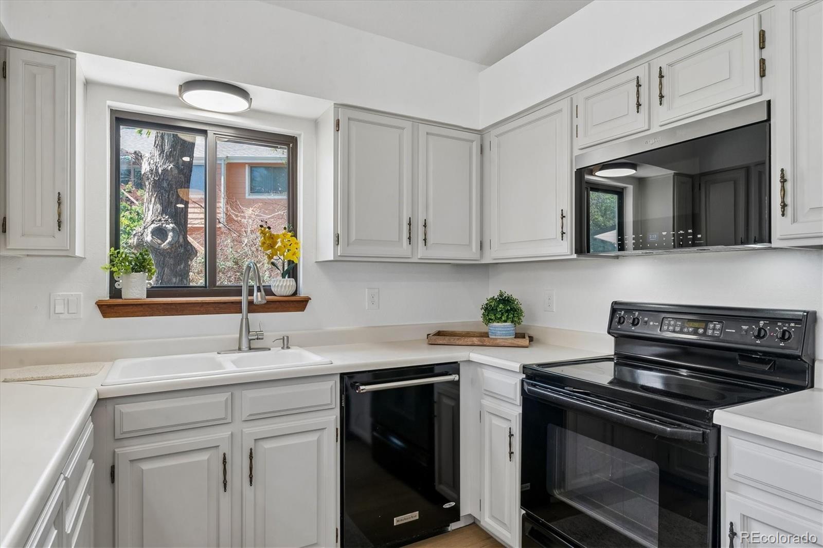 MLS Image #10 for 3509 s rifle street,aurora, Colorado