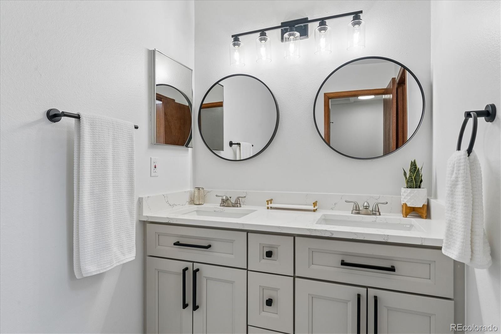 MLS Image #11 for 3509 s rifle street,aurora, Colorado