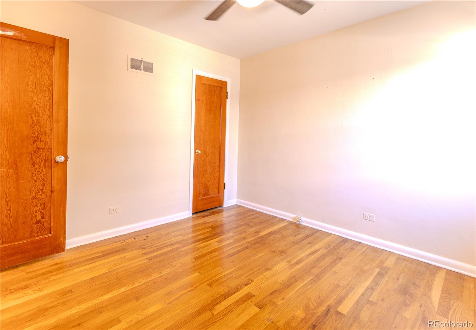 MLS Image #11 for 4077 s washington street,englewood, Colorado