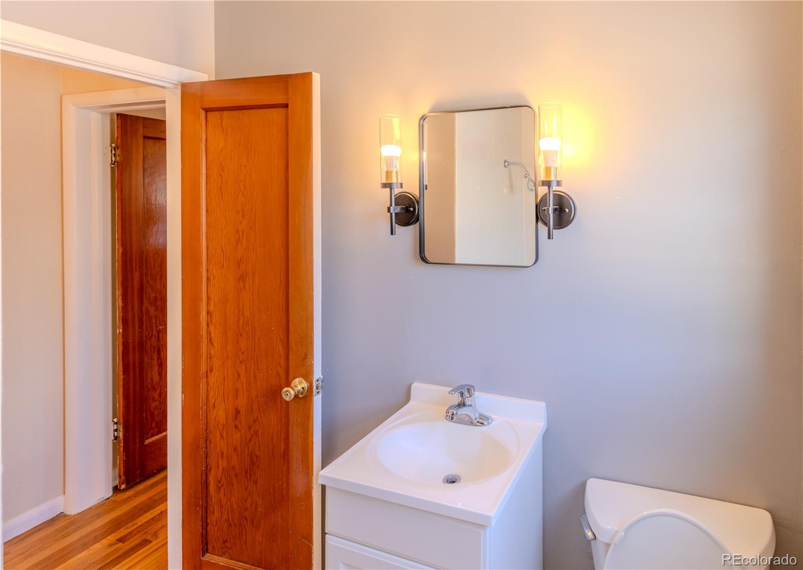 MLS Image #13 for 4077 s washington street,englewood, Colorado
