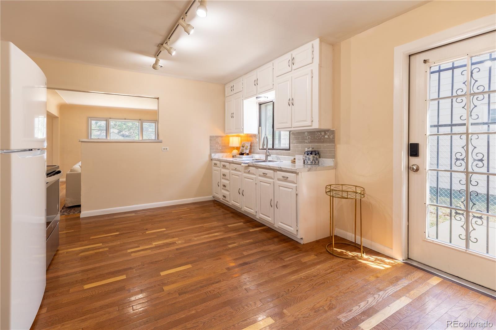 MLS Image #15 for 4077 s washington street,englewood, Colorado