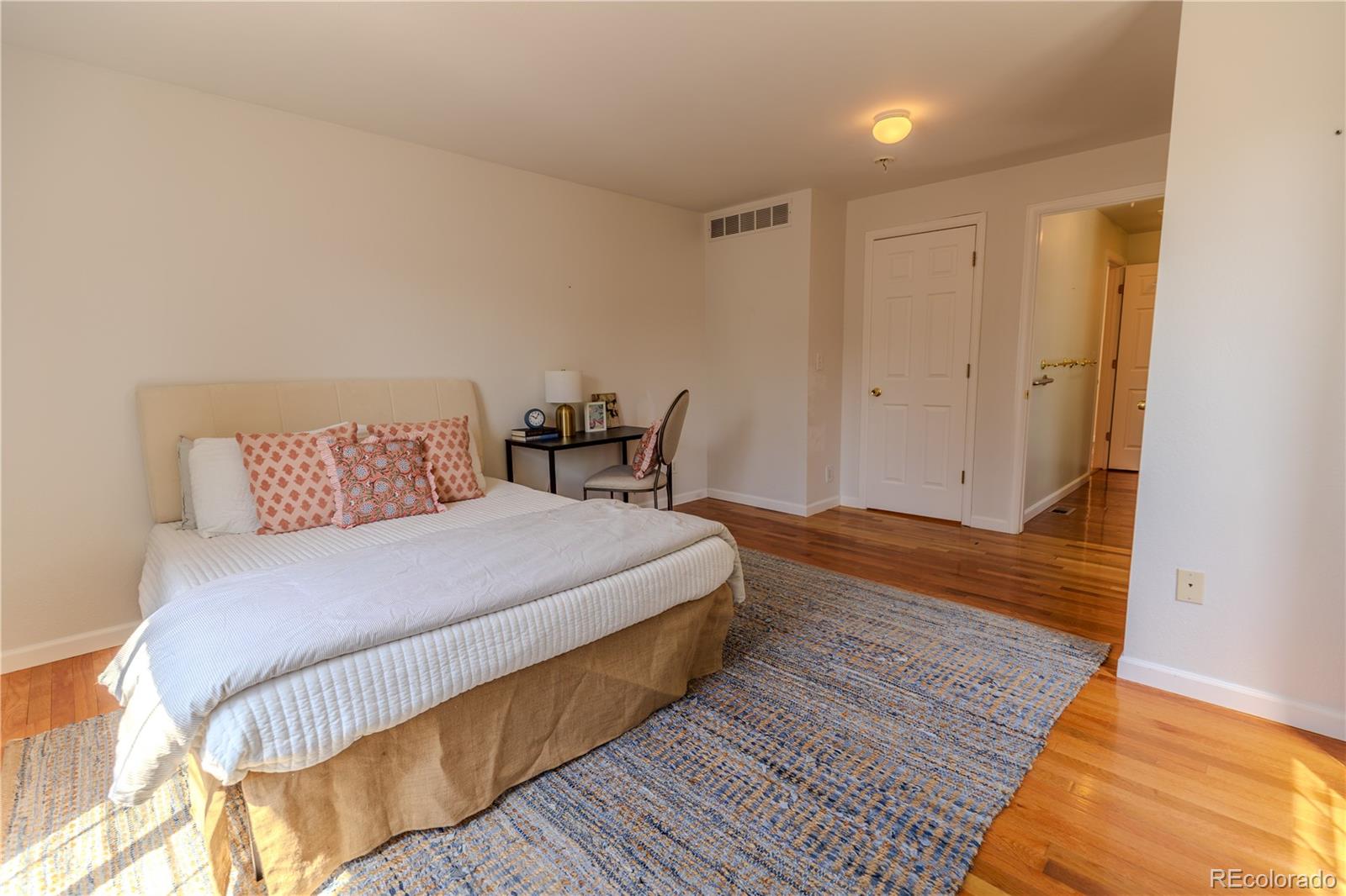 MLS Image #25 for 4077 s washington street,englewood, Colorado
