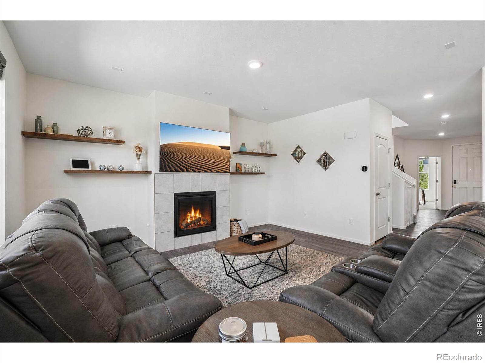 MLS Image #5 for 4109  chasm lake drive,loveland, Colorado