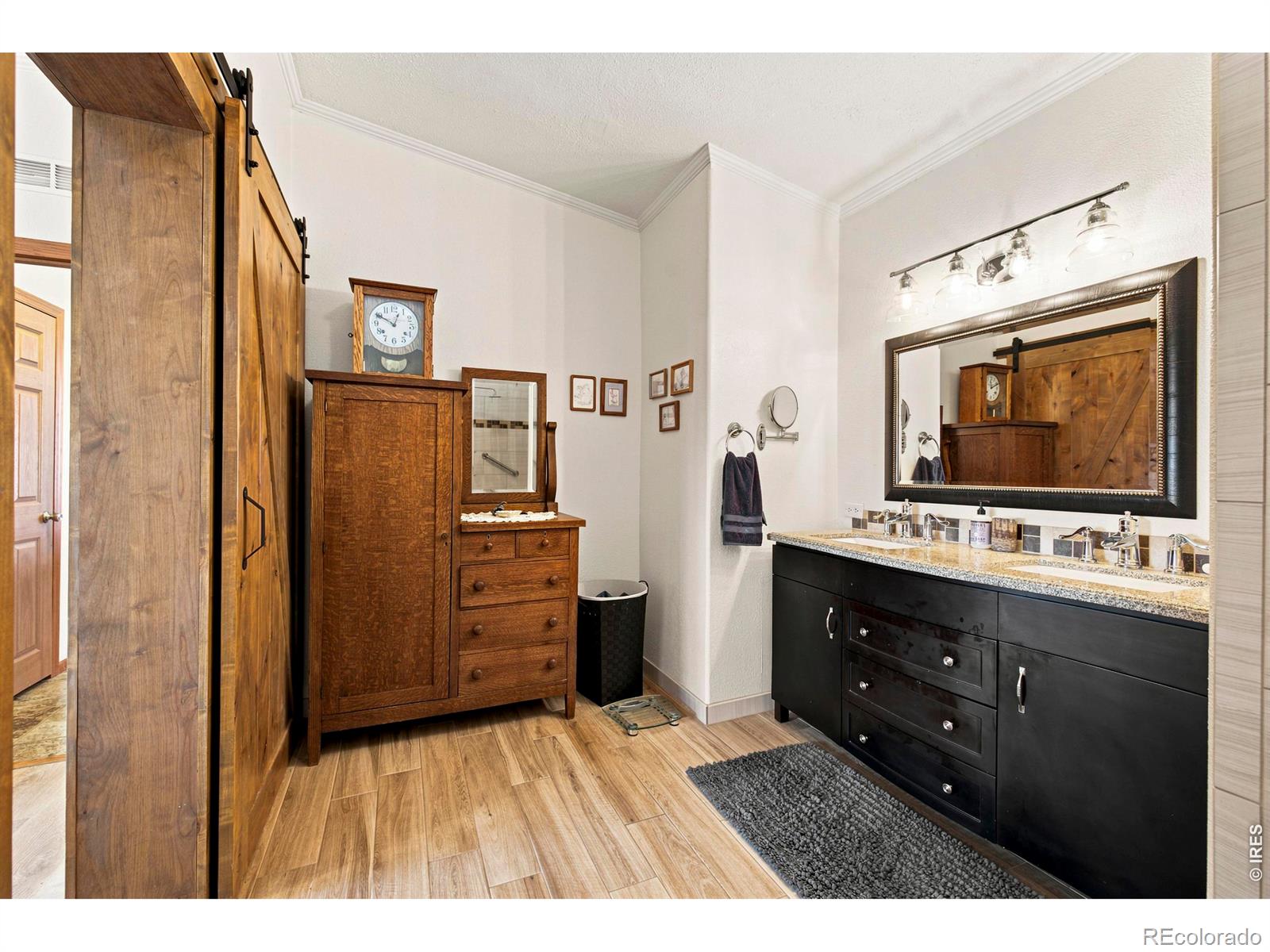 MLS Image #17 for 28510  county road 64 ,gill, Colorado