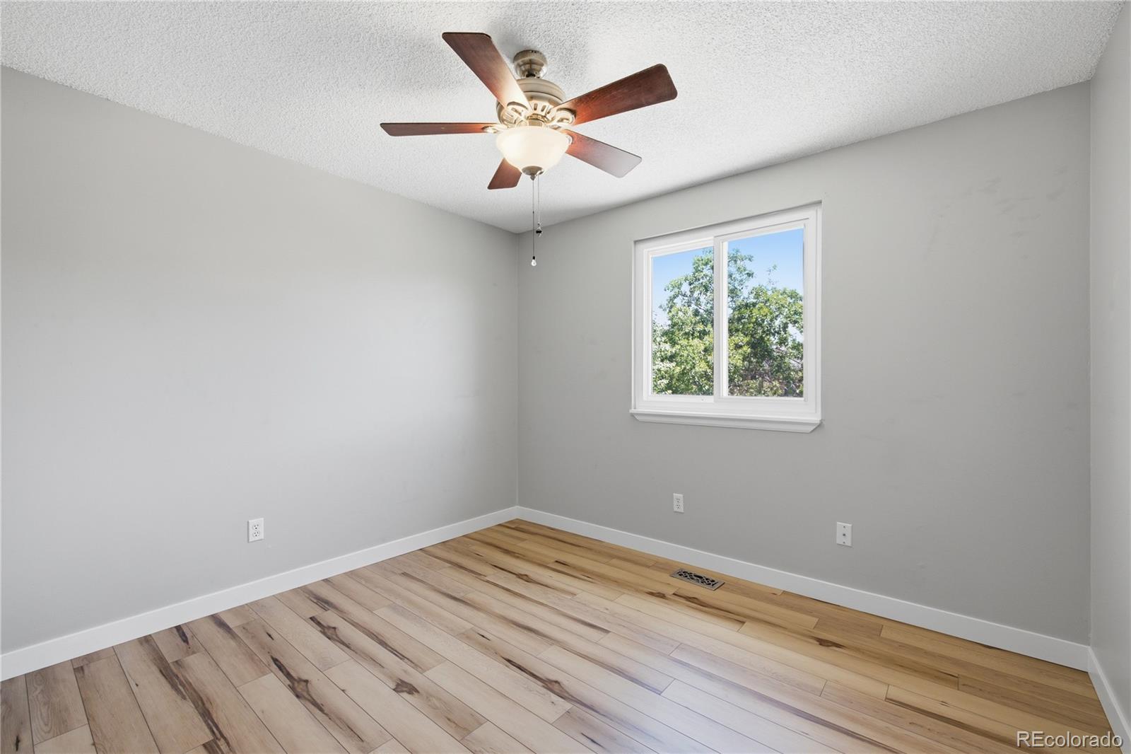 MLS Image #12 for 1811 s fundy way,aurora, Colorado