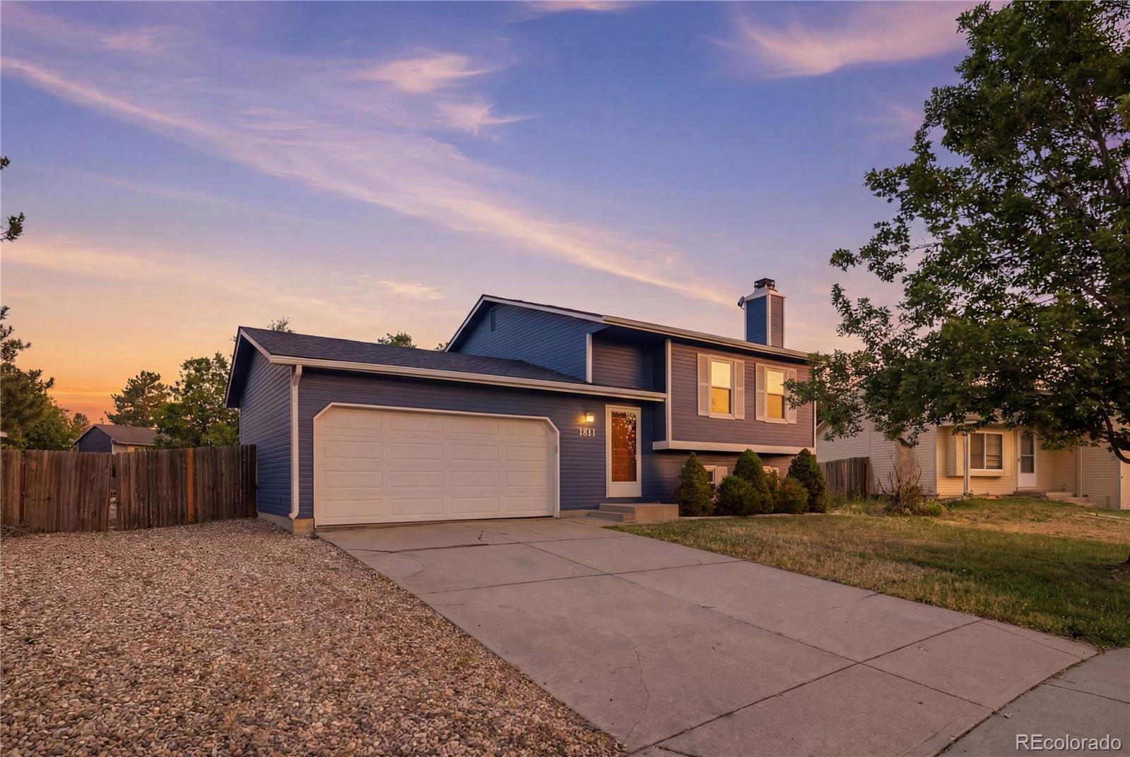 MLS Image #2 for 1811 s fundy way,aurora, Colorado