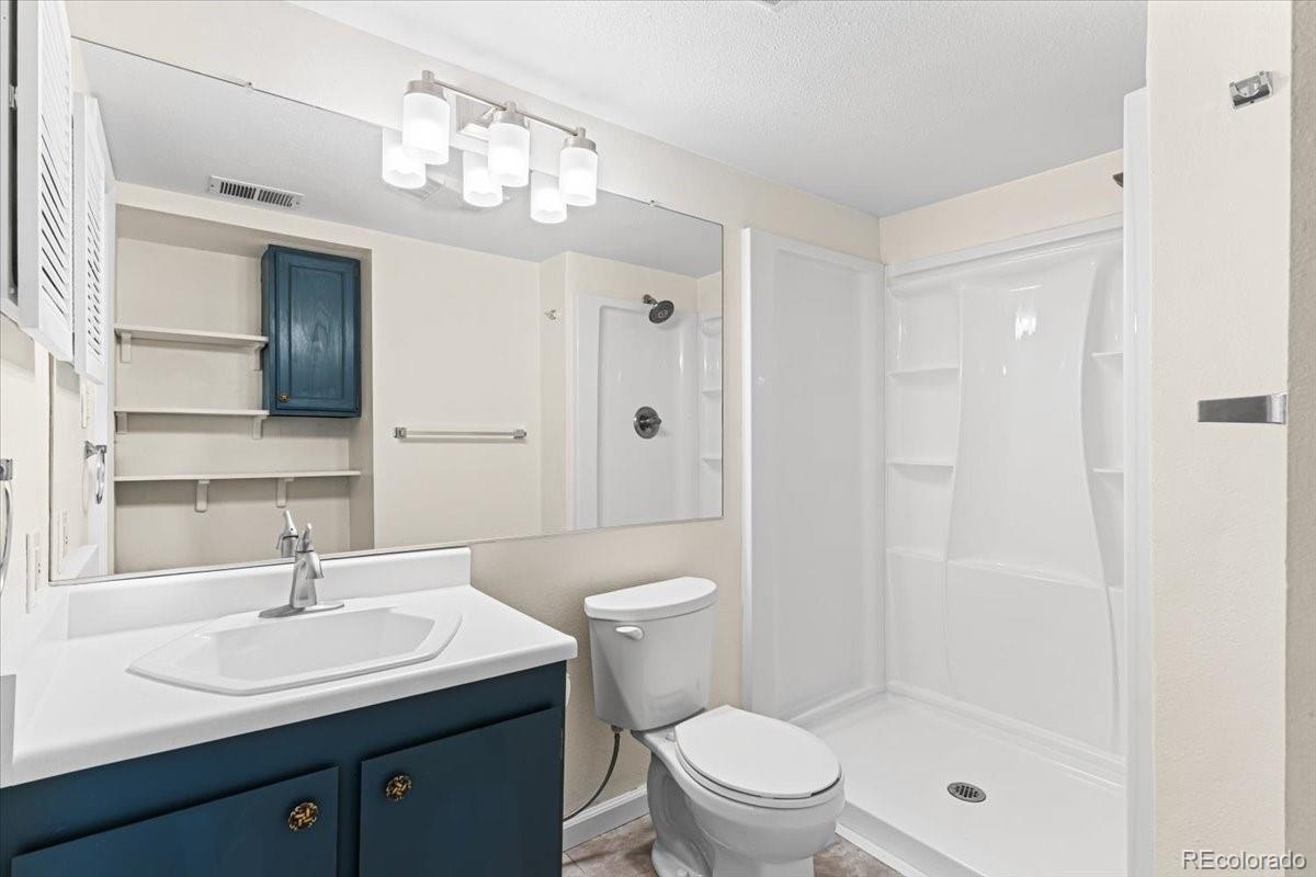 MLS Image #13 for 4400 s quebec street,denver, Colorado
