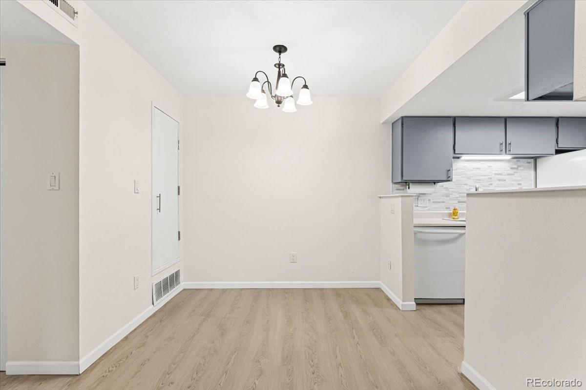 MLS Image #6 for 4400 s quebec street,denver, Colorado