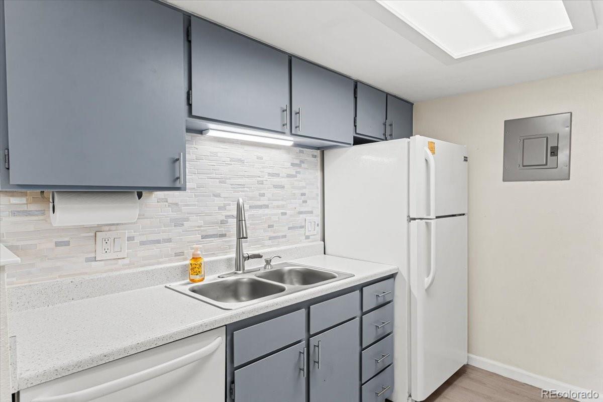 MLS Image #9 for 4400 s quebec street,denver, Colorado