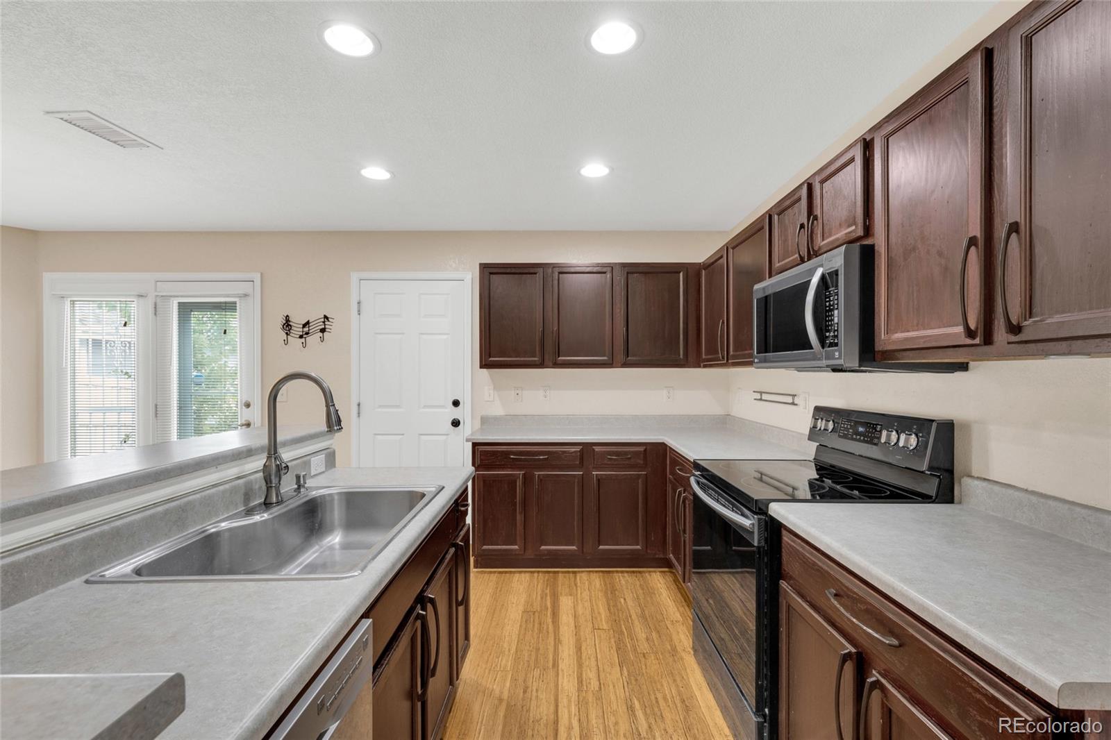 MLS Image #8 for 5788  biscay street ,denver, Colorado