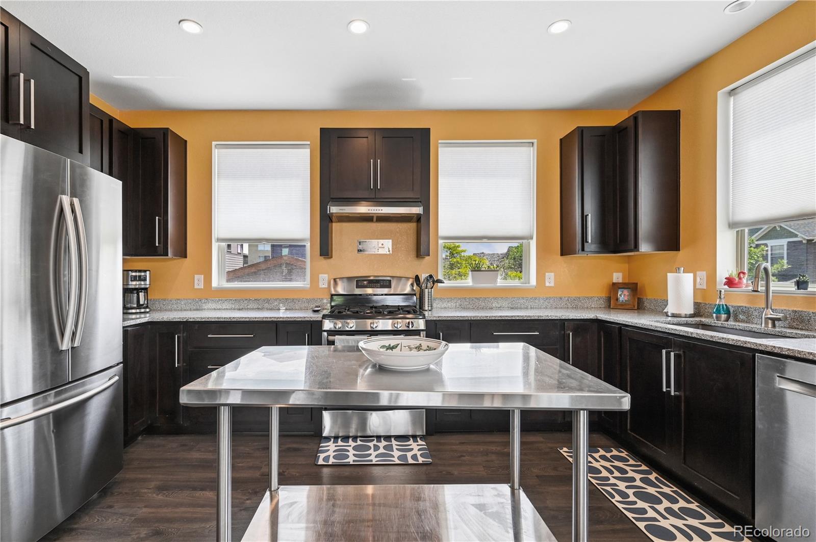 MLS Image #6 for 9002 e 50th drive,denver, Colorado