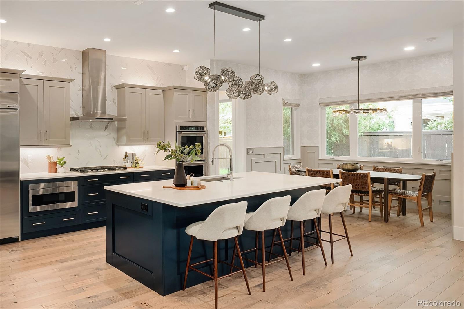 MLS Image #18 for 20  ivanhoe street,denver, Colorado