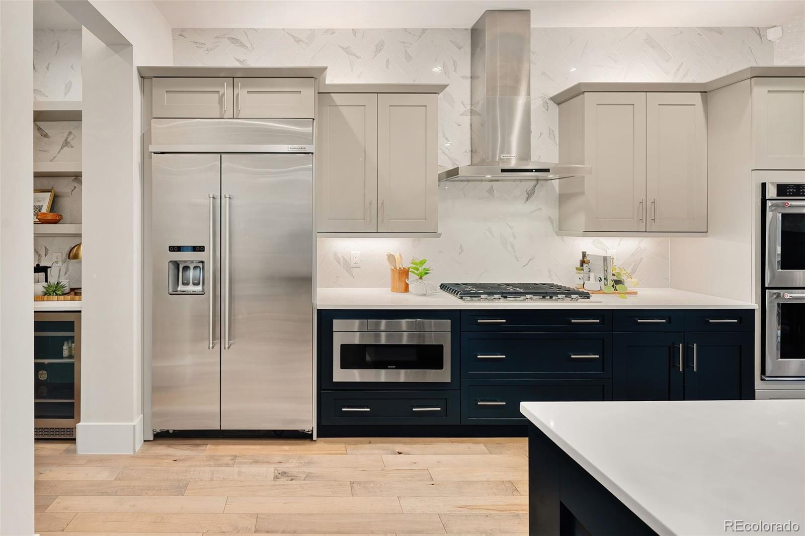MLS Image #23 for 20  ivanhoe street,denver, Colorado