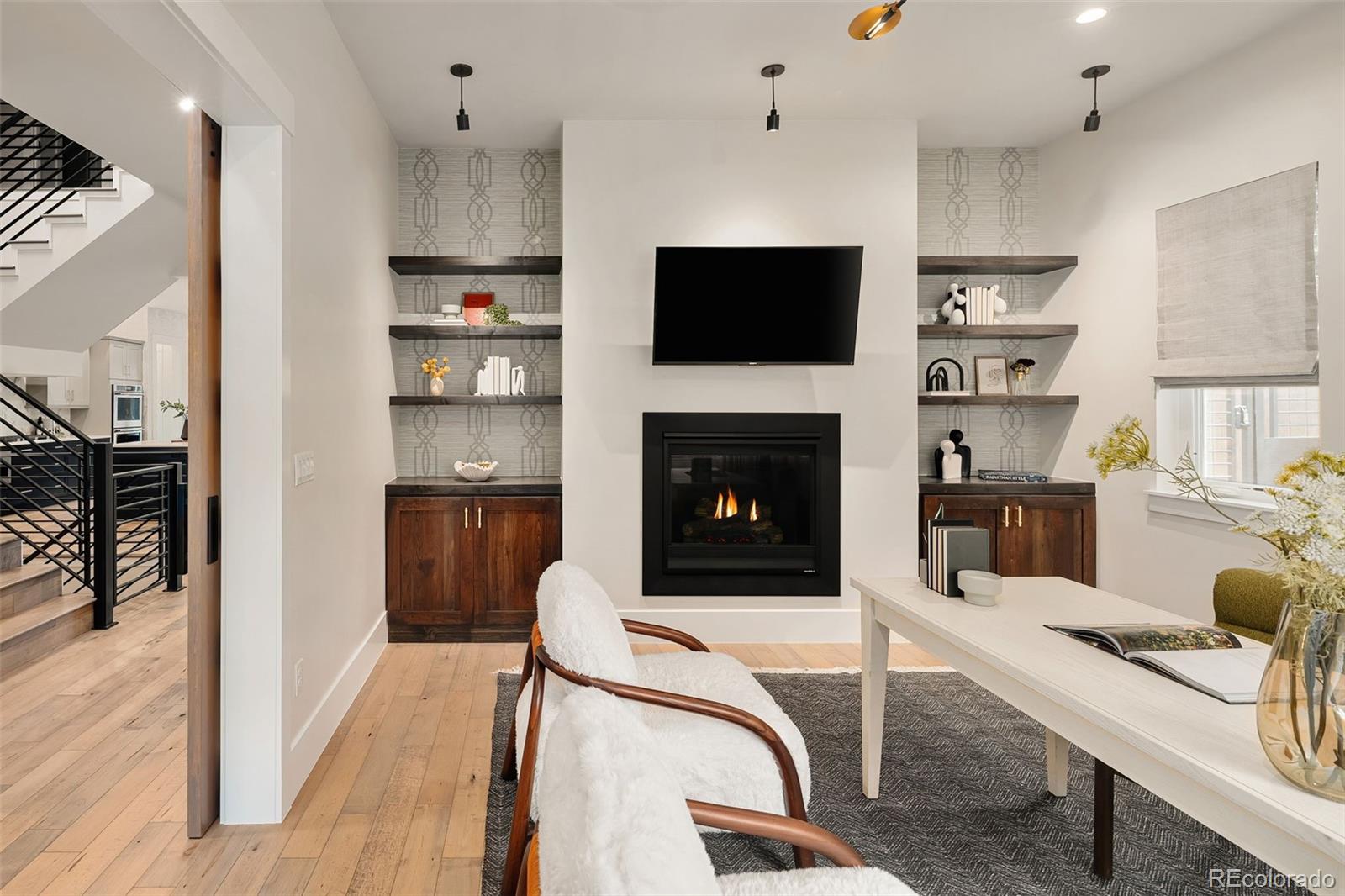 MLS Image #9 for 20  ivanhoe street,denver, Colorado