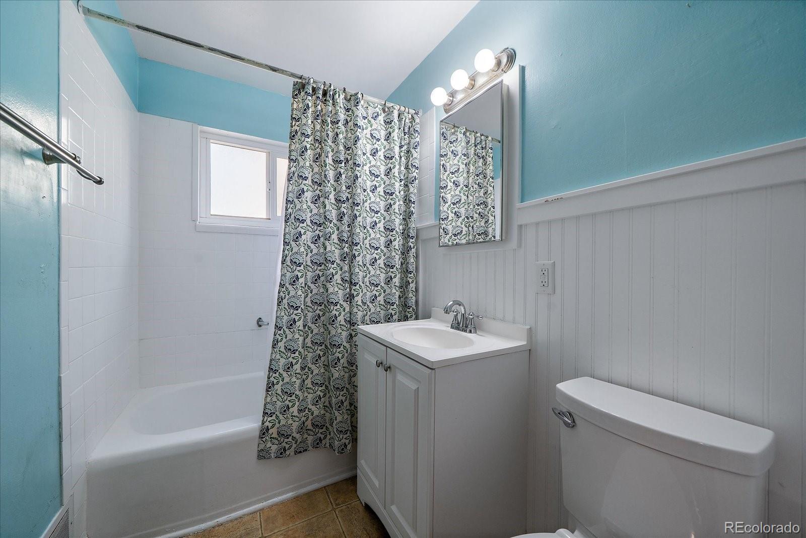 MLS Image #11 for 3650 s delaware street,englewood, Colorado