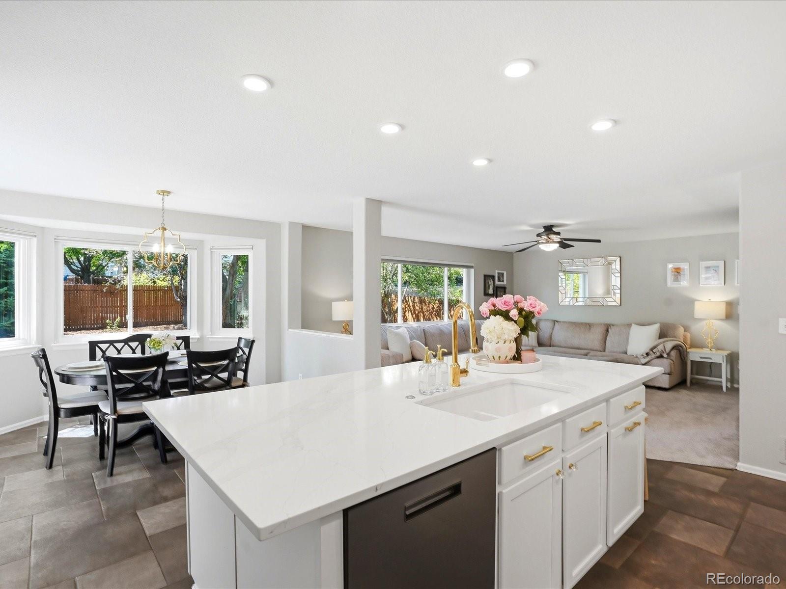 MLS Image #10 for 10974 w 54th lane,arvada, Colorado