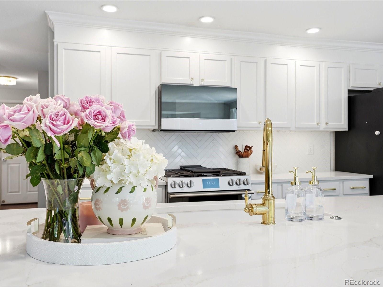 MLS Image #7 for 10974 w 54th lane,arvada, Colorado