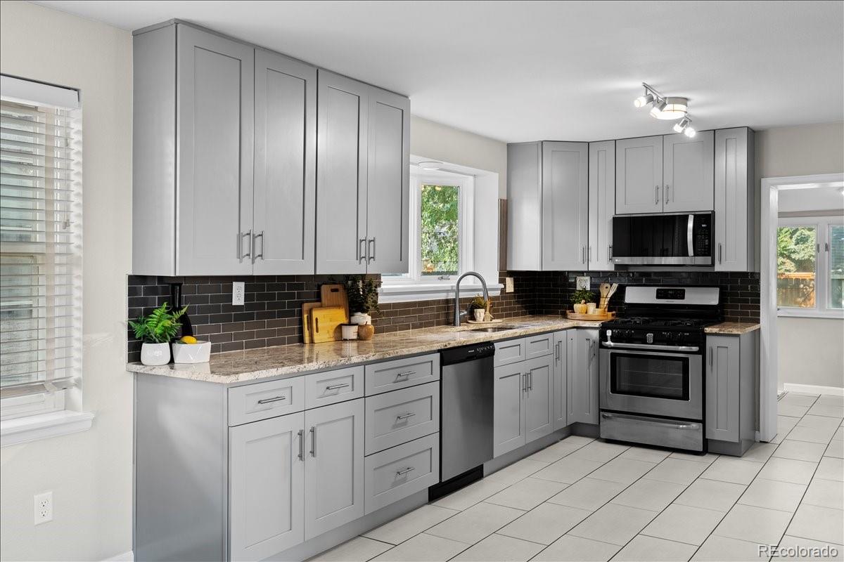 MLS Image #8 for 3559 n jackson street,denver, Colorado