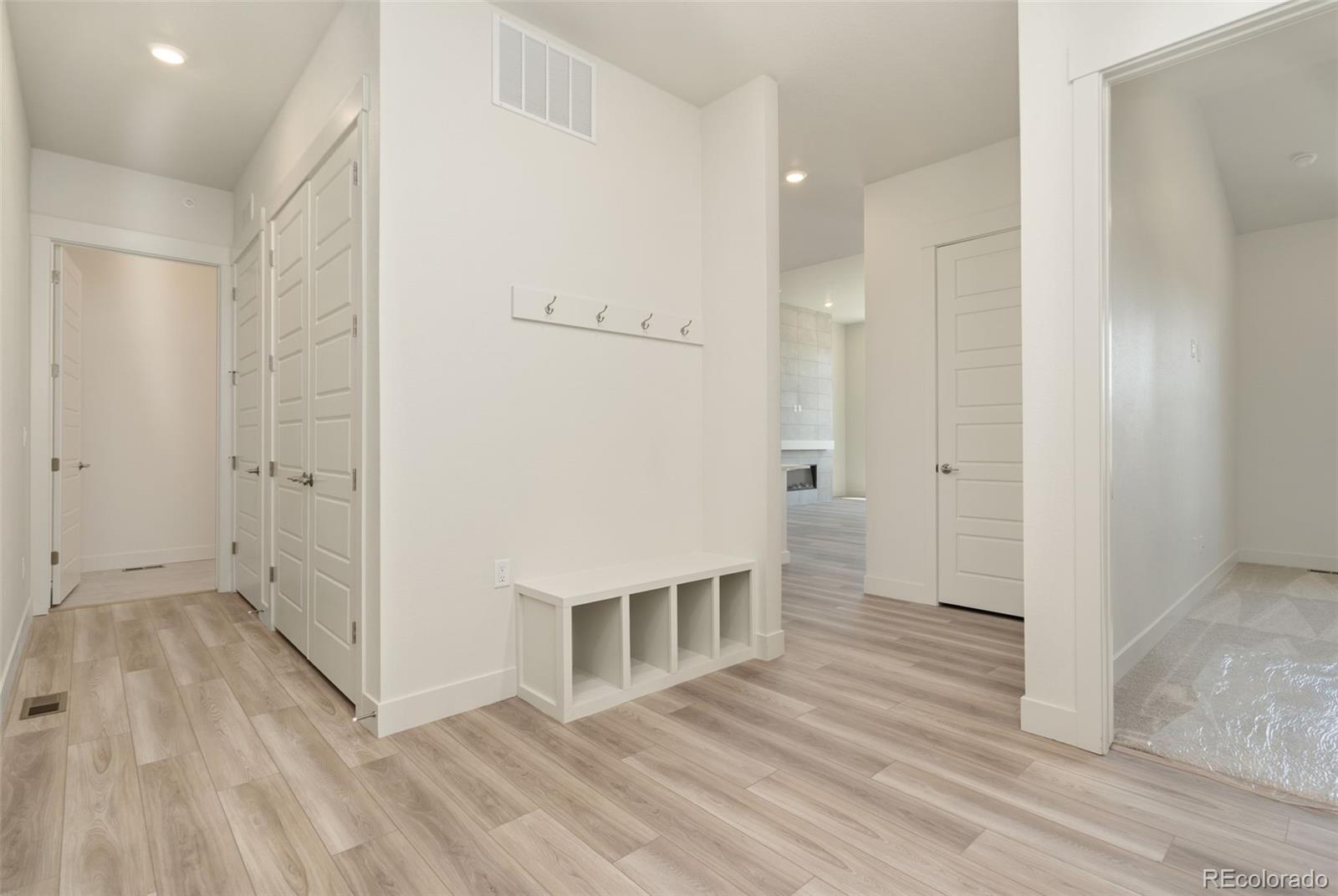 MLS Image #13 for 2978  fleet drive,fort collins, Colorado