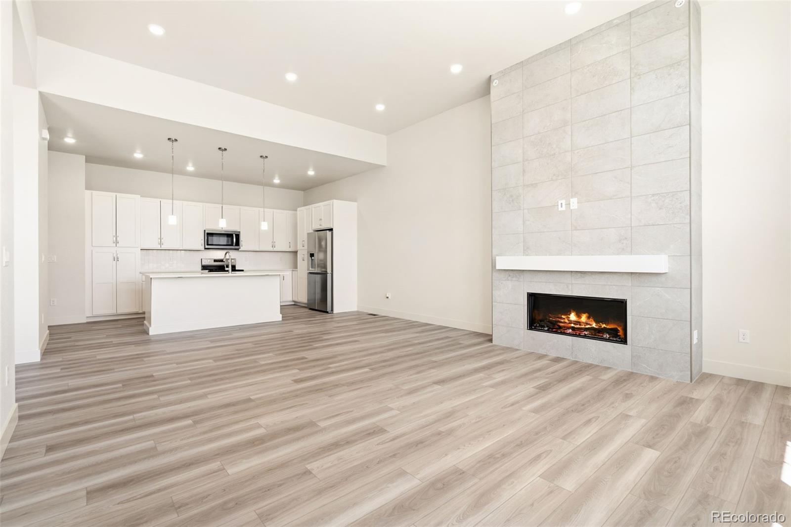 MLS Image #4 for 2978  fleet drive,fort collins, Colorado