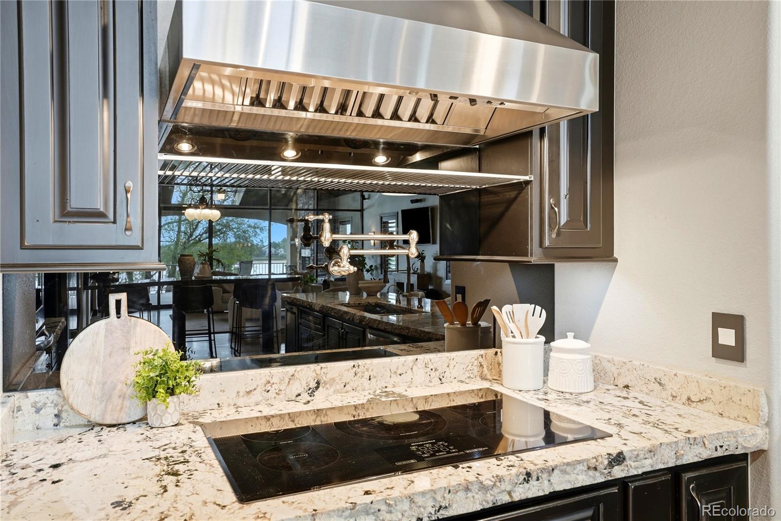 MLS Image #16 for 7610 w grand avenue,littleton, Colorado
