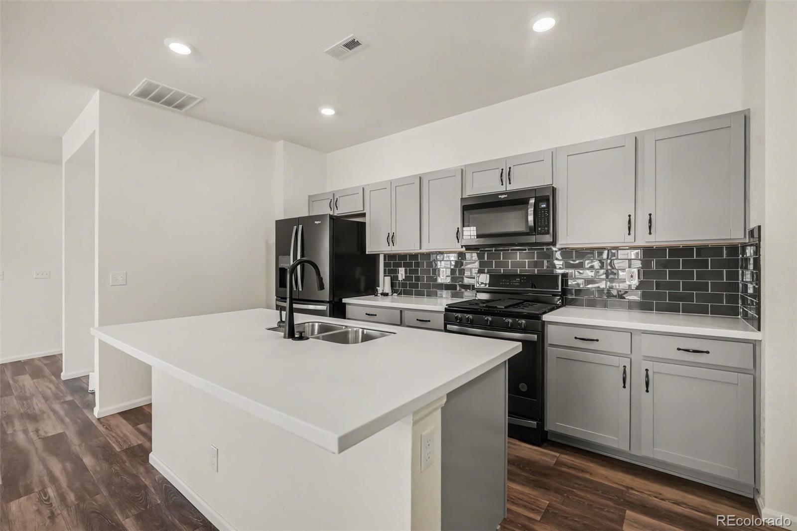 MLS Image #11 for 346  norgay way,erie, Colorado