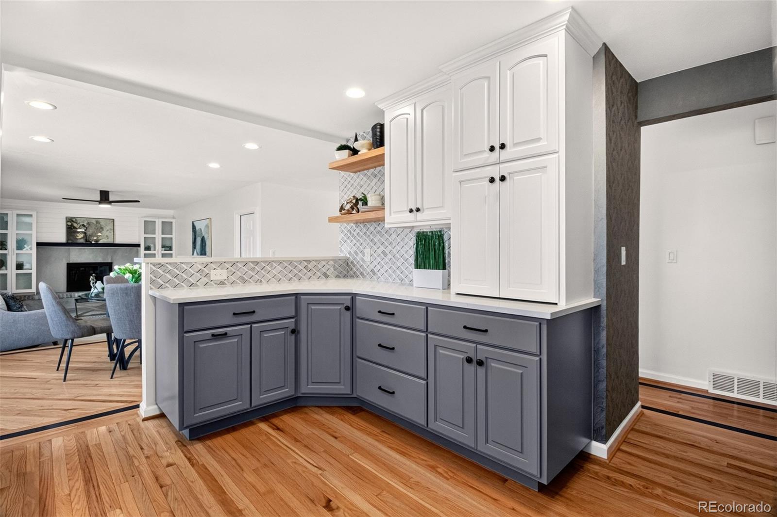 MLS Image #14 for 16333 e 7th drive,aurora, Colorado