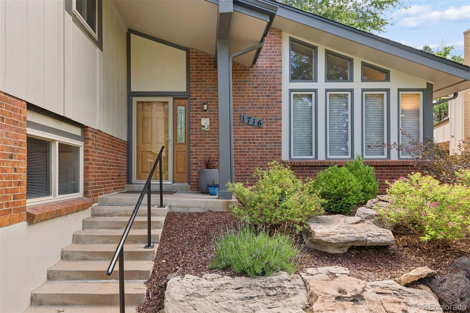 MLS Image #3 for 1716 s newark court,aurora, Colorado