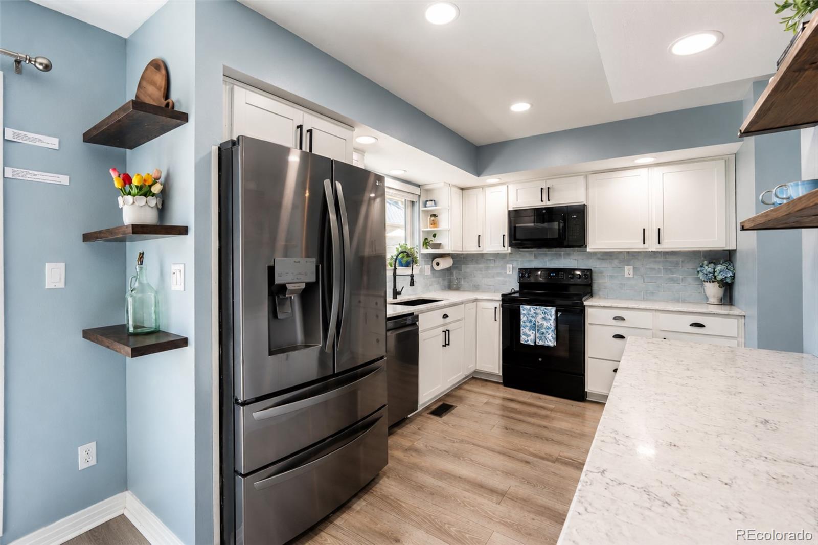 MLS Image #11 for 6937 e briarwood drive,centennial, Colorado